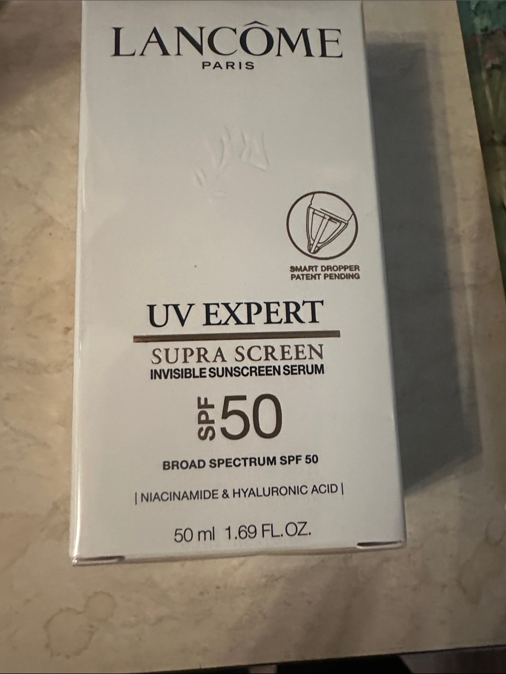 Lancôme UV Expert Supra Screen Invisible Sunscreen Serum - White